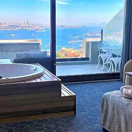 Ring Stone Bosphorus - Special Category Szálloda 4*